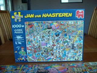 Jan Van Haasteren - The Toy Shop - 1000 Piece Puzzle