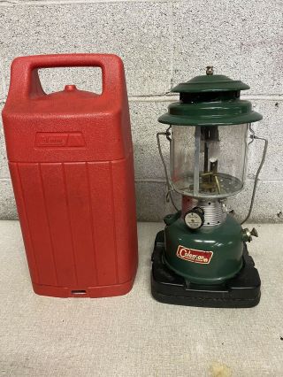 Vintage Coleman 220f Lantern W/ Carry Case 1969