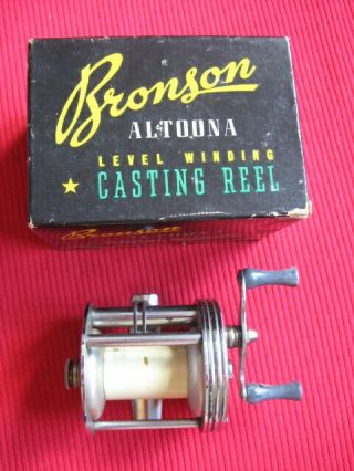 Vintage Bronson Mercury Level Wind Casting Reel No.  2550 Engraved W/ Box
