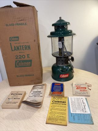 Vintage Coleman Instant Lighting Gas 220e Double Mantel Camping Lantern