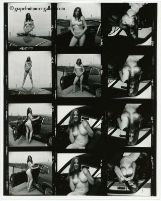 1970 Bunny Yeager Contact Sheet Photo 12 Frames Merium Carroll & 