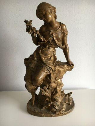 Vintage/antique Gold Statue Of A Woman/lady