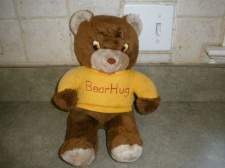 Knickerbocker Toy Company Bear Vintage Brown Teddy Bear Hug Yellow T - Shirt