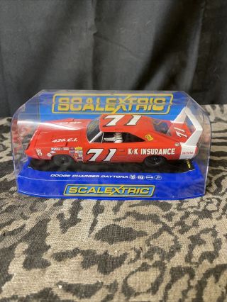 Scalextric C3423 Dodge Charger Daytona Bobby Isaac Slot Car 1/32