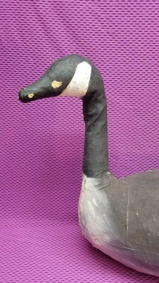 1940’s CANVAS COVERED STRAW STUFFED CANADIAN GOOSE DECOY 2