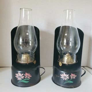 Vintage Wall Hanging Tole Tin Hand Painted Oil Lamps P&a Mfg Co Thomaston Conn