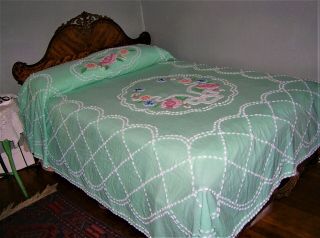 Vintage Green Floral Chenille Bedspread Pastel Flowers Full/queen 103 " X92 "