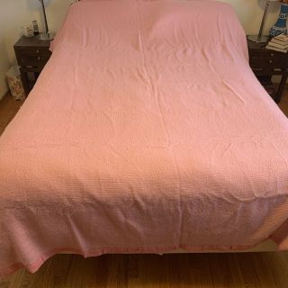 Vintage Thermal Blanket Acrylic Nylon Satin Trim Waffle Weave Color Pink 90x100”