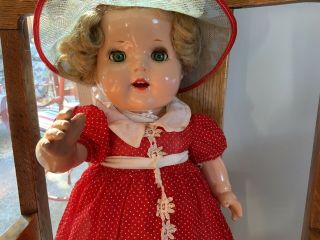 VINTAGE ALL COMPOSITION TODDLER DOLL; 20”;unmarked;sleep eyes;blonde/curly wig 2