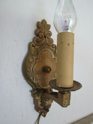 Vintage Art Deco Nouveau Cast Metal Wall Sconce Lamp Fixture Ornate Antique
