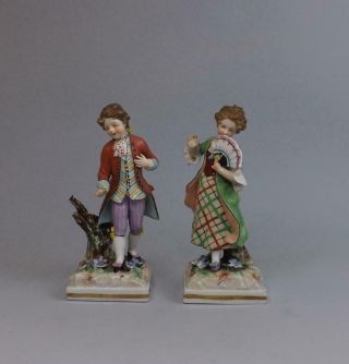 Antique Porcelain Dresden German Young Pare Of Figurines By Volkstedt 19 Century