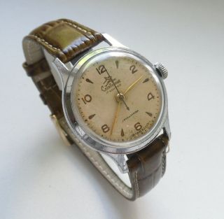 Sportivnie 41m " Runner " Vintage Soviet Mechanical Watch 1 Mchz 1950s