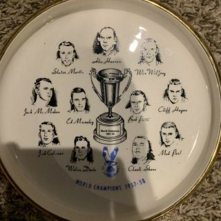 Rare 1958 St.  Louis Hawks Nba Championship Porcelain Ashtray For 1957 - 58 Season