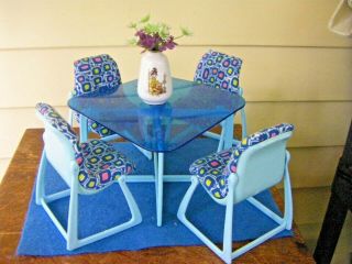 Vintage 1978 Mattel Barbie Dream House Furniture Blue Dining Table And 4 Chairs