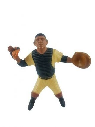 1958 - 1962 Hartland Plastics Baseball Statue Yogi Berra With Mask