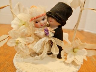 Antique 1920s 30s Kewpie Doll Wedding Cake Topper Bride Groom Huggers 2