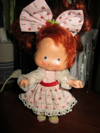 Strawberry Shortcake Berrykin Doll 1979 1984 Clothes