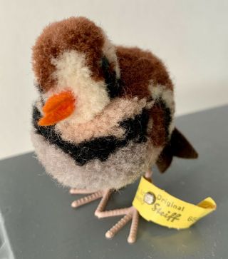 Vintage German Steiff Wool Pom Pom Sparrow Finch Bird Silver Button Tag