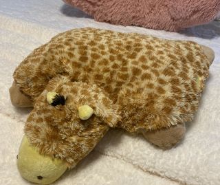 Jolly Giraffe Pillow Pets Pee Wees Plush Stuffed Animal Cozy Pet Childrens