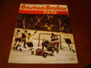 1972 - 73 Boston Bruins Yearbook,  Orr,  Espo,  Cashman,  Bailey To Menation A Few.