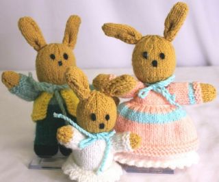 Adorable Knitted Papa Mama & Baby Plush Bunny Rabbits 8 " Daddy 6 " Child Stuffed
