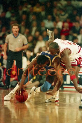 Michael Jordan Vs Magic Johnson - 35mm Basketball Slide/negative