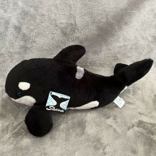 Seaworld 16” Shamu Orca Killer Whale Black White Plush Stuffed Animal