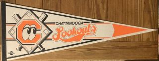 Vintage 1993 Chattanooga Lookouts Full Size Felt Pennant