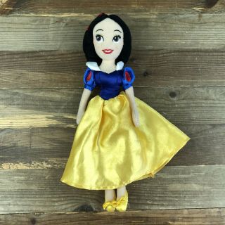 Snow White Walt Disney Store 12” Plush Stuffed Toy Doll Seven Dwarfs