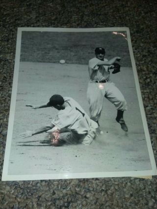 Vintage Phil Rizzuto NY Yankees Type 1 Press Photo Baseball 1950 2