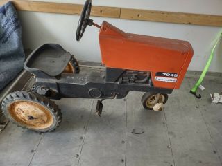 Vintage Allis Chalmers 7045 Pedal Tractor - Local Pick Up WCH OHIO 4