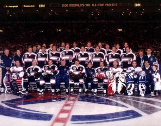 11 X 14 N.  H.  L.  All Star Game Team Photo From Toronto In 2000