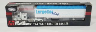 Dcp Large Car Mag 32117 1/64 Scale Die - Cast Promotions