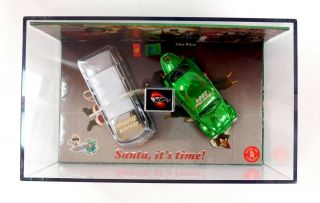 HOT WHEELS VERY RARE VW HAPPY HOLIDAYS MODEL SHOP 2004 (ONLY 100 MADE) 3