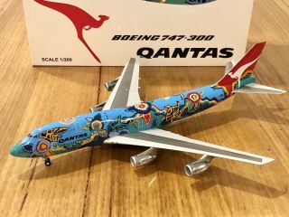 Jc Wings 1/200 Qantas Boeing 747 - 300 Nalanji Dreaming Vh - Ebu Minor Defects