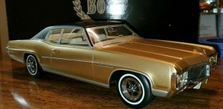 Bos - Models 1:18 1970 Buick Lesabre Sport Coupe Metallic Gold/black Perfect Rare