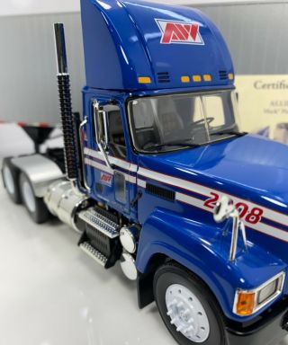First Gear 1/34 Scale MACK PINNACLE GRANITE w/East Tipper“ALLIED WASTE SERVICES” 4