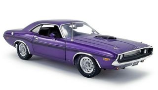 1970 Dodge Challenger R/t Plum Crazy Purple Black Stripe Acme 1806014h Nib 1:18