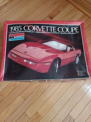 Vintage 1985 Monogram Corvette Coupe Large 1:8 Scale 2608