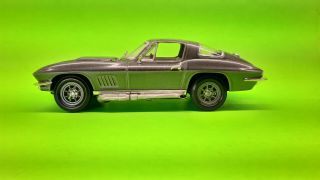 1967 Corvette Sting Ray Sport Coupe 1/25 Built Model Car Revell