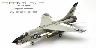 Century Wings F - 8e Crusader Us Marine Corps Vmf (aw) - 212 Lancers 1965 Cw001624