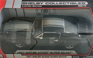 Shelby Collectibles 1967 Ford Mustang Shelby Gt500 Snake 1/18