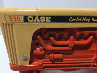 Case 930 Comfort King Tractor Vintage w Metal Rims 1/16 Scale by Ertl 5