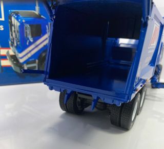 First Gear 1/34 Scale MACK GARBAGE TRUCK “ALLIED WASTE SERVICES” RARE 5