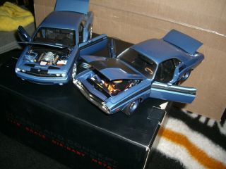 1/18 Highway 61 Dodge Challenger 2 Pack Classic And Concept In Blue.