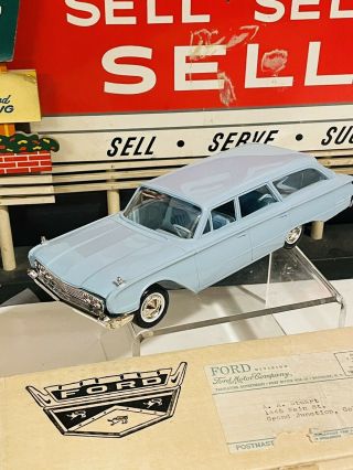 Hubley 1960 Ford Country Sedan Station Wagon Dealer Promo Mailer Box
