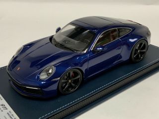 1/18 Minichamps Porsche 911 " 992 " Carrera 4s Blue 2019 Black Wheels Leather Base