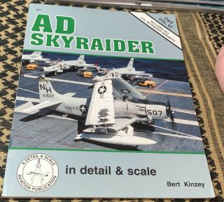 Ad Skyraider A - 1h A - 1j A - 1e Ad - 5 Detail & Scale 28 Rare Oop Usa