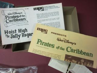 MPC Disney Pirates of the Caribbean model kit HOIST HIGH THE JOLLY ROGER NIB 3