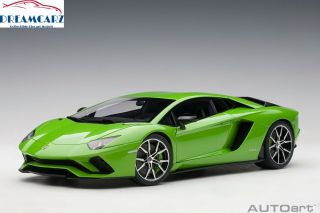 Autoart 79133 1:18 Lamborghini Aventador S - Verde Mantis (pearl Green)